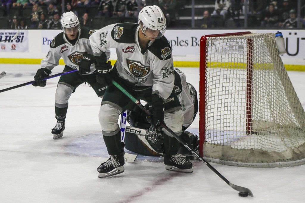 Silvertips’ Tarin Smith (24) moves with the puck during a game between the Everett Silvertips and Victoria Royals at the Angel of the Winds Arena on Saturday, Sept. 23, 2023. The Silvertips won, 5-3. (Annie Barker / The Herald)
