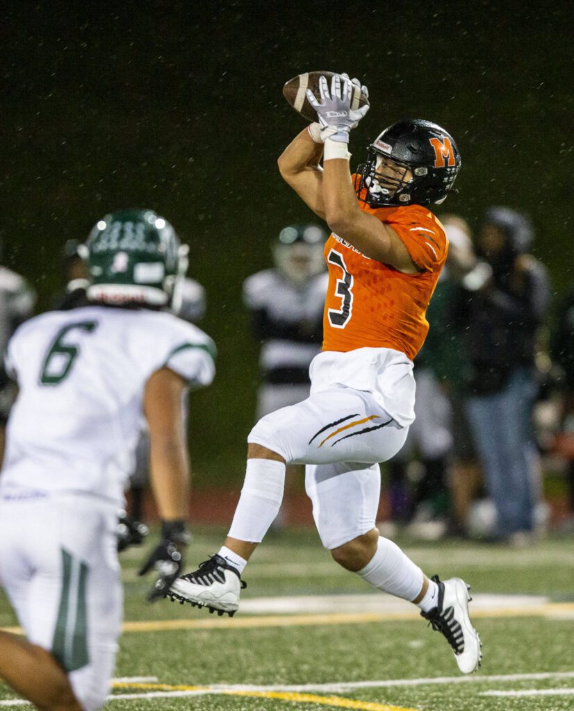 Monroe’s Iseah Canizales makes a catch during the game against Edmonds-Woodway on Friday, Oct. 13, 2023 in Monroe, Washington. (Olivia Vanni / The Herald)
