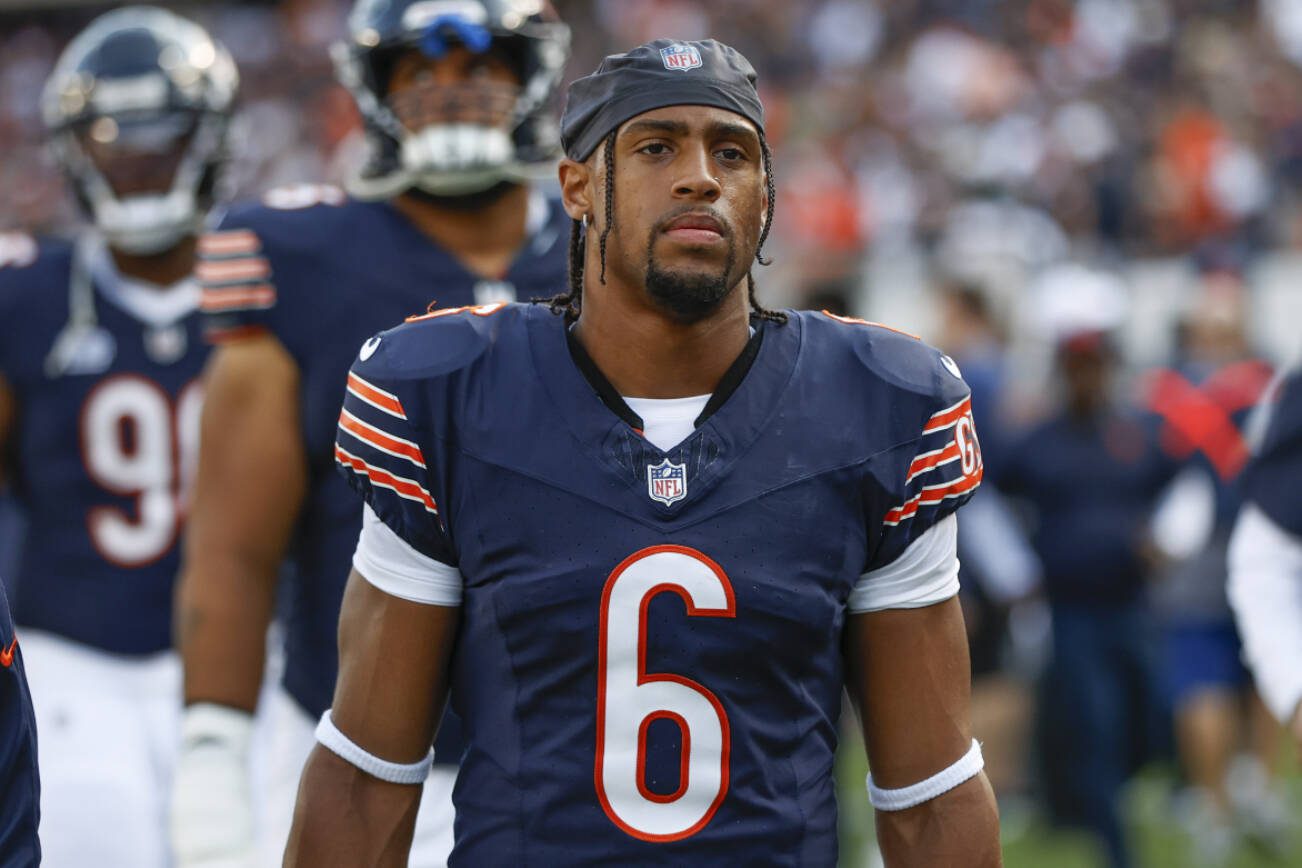 Chicago Bears cornerback Kyler Gordon (6) walks off the field after the first half of an NFL football game against the Green Bay Packers, Sunday, Sept. 10, 2023, in Chicago. (AP Photo/Kamil Krzaczynski)