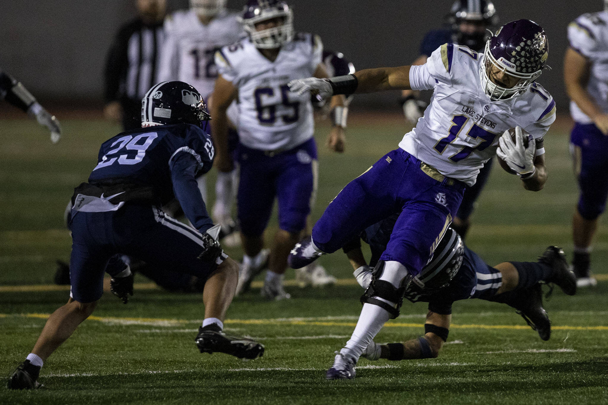 Lake Stevens routs Glacier Peak for 10th straight Wesco 4A title