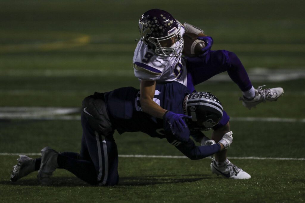 Lake Stevens’ Paul Varela (9) moves with the ball during a game between Glacier Peak and Lake Stevens at Veterans Memorial Stadium in Snohomish, Washington on Friday, Oct. 27, 2023. Lake Stevens won, 42-7. (Annie Barker / The Herald)
