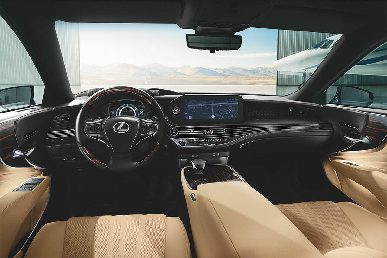 Lexus LS 500 premium sedan is psychotherapy on wheels