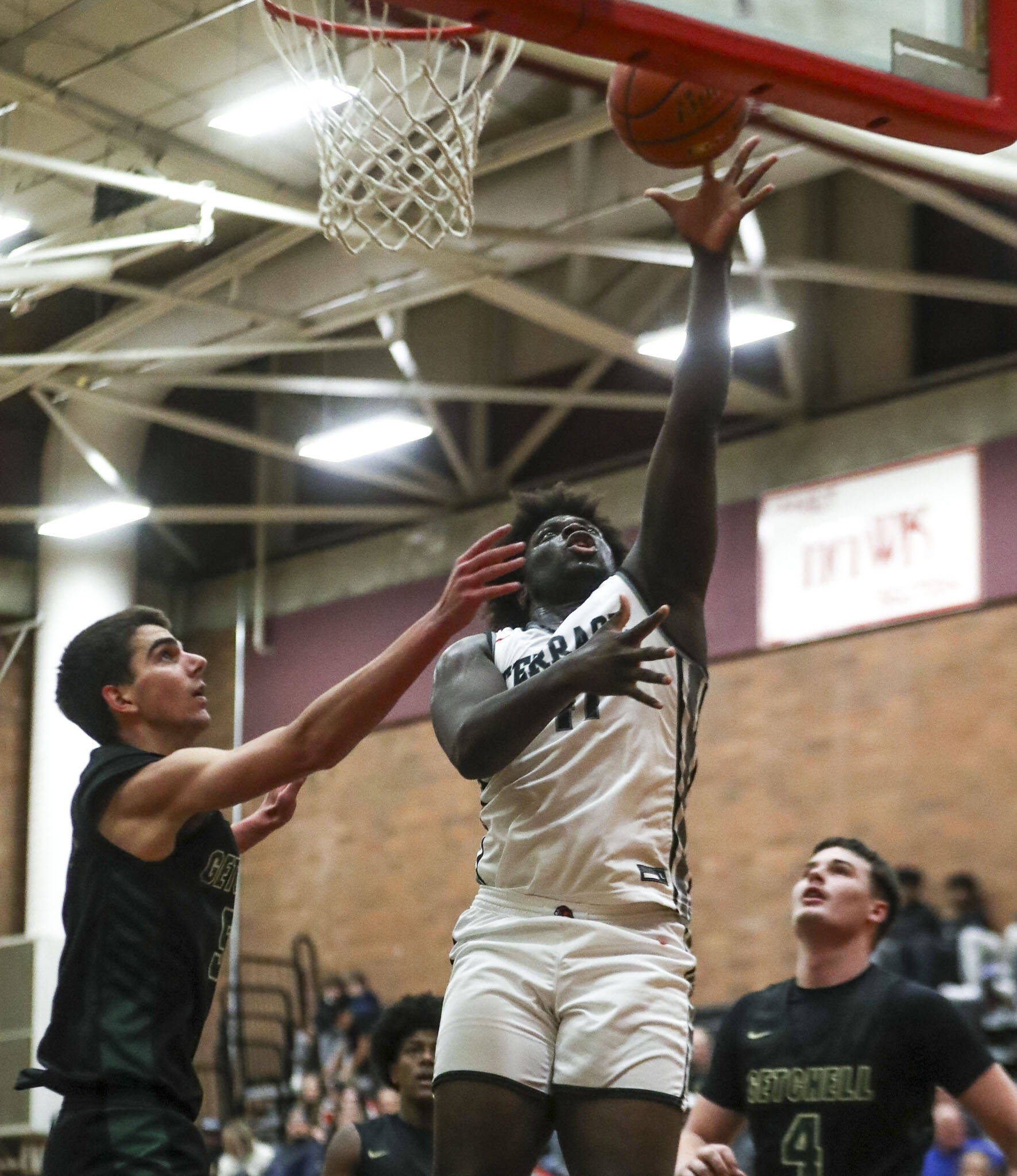 Mountlake Terrace’s Zaveon Jones (41) shoots the ball during a game against Marysville Getchell on Friday at Mountlake Terrace High School in Mountlake Terrace. (Annie Barker / The Herald)