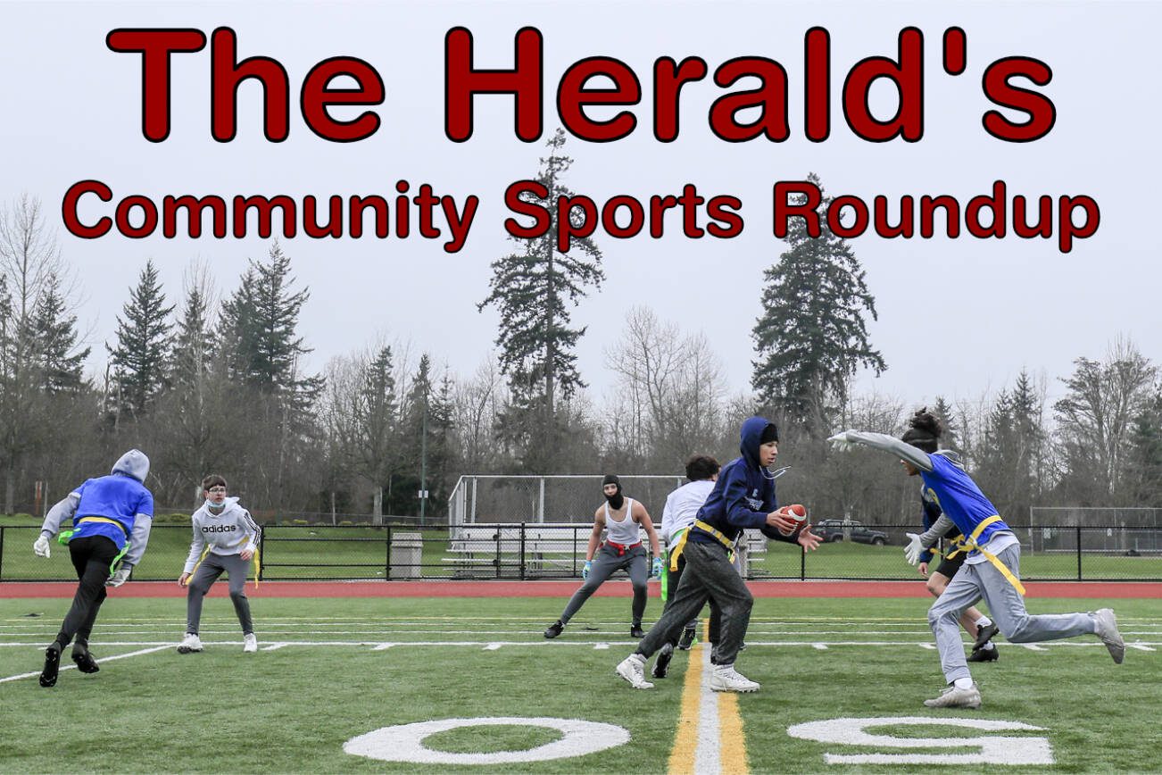 The Everett Elite Flag Football 14-under team practices Sunday morning at Harbour Pointe Middle School in Mukilteo, Washington on January 16, 2022. (Kevin Clark / The Herald)
