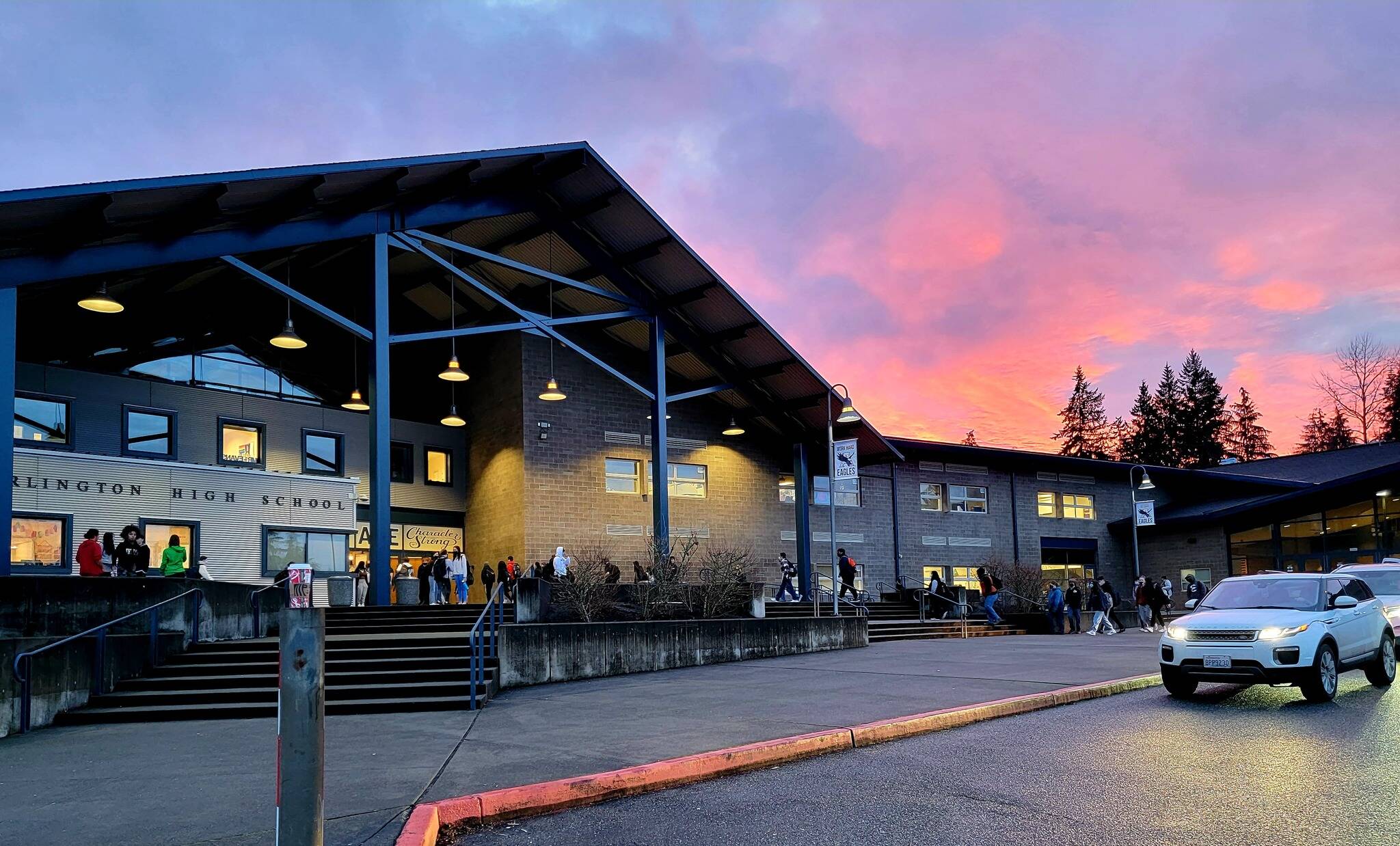 Exterior of Arlington high school (Arlington High School)
