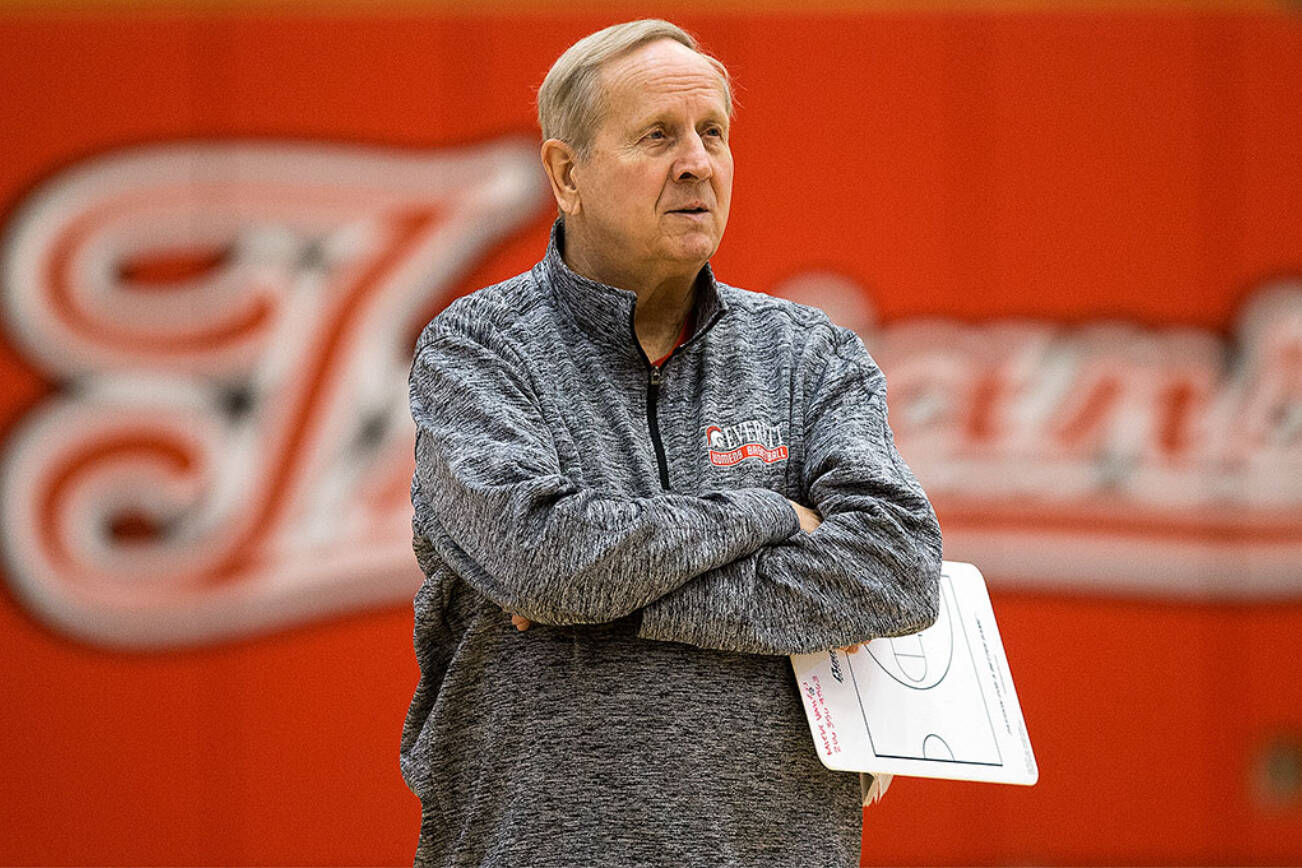 Everett Community College head coach Chet Hovde watches as the women's team practices on Tuesday, March 7, 2017 in Everett, Wa. (Andy Bronson / The Herald)