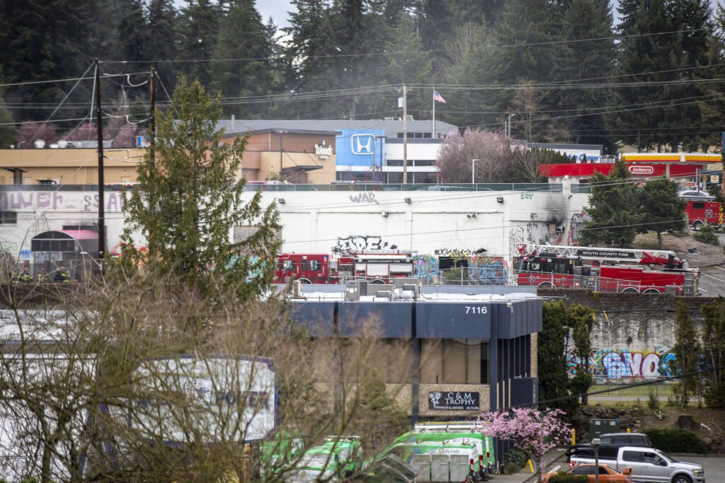 South County Fire and Shoreline Fire crews respond to a fire at 7212 220th St. SW on March 20, 2024 in Edmonds, Washington. (Annie Barker / The Herald)
