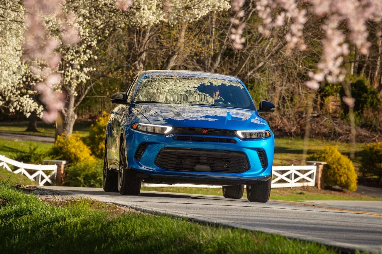 The 2024 Dodge Hornet R/T hybrid’s face has the twin red lines signifying the brand’s focus on performance. (Dodge)