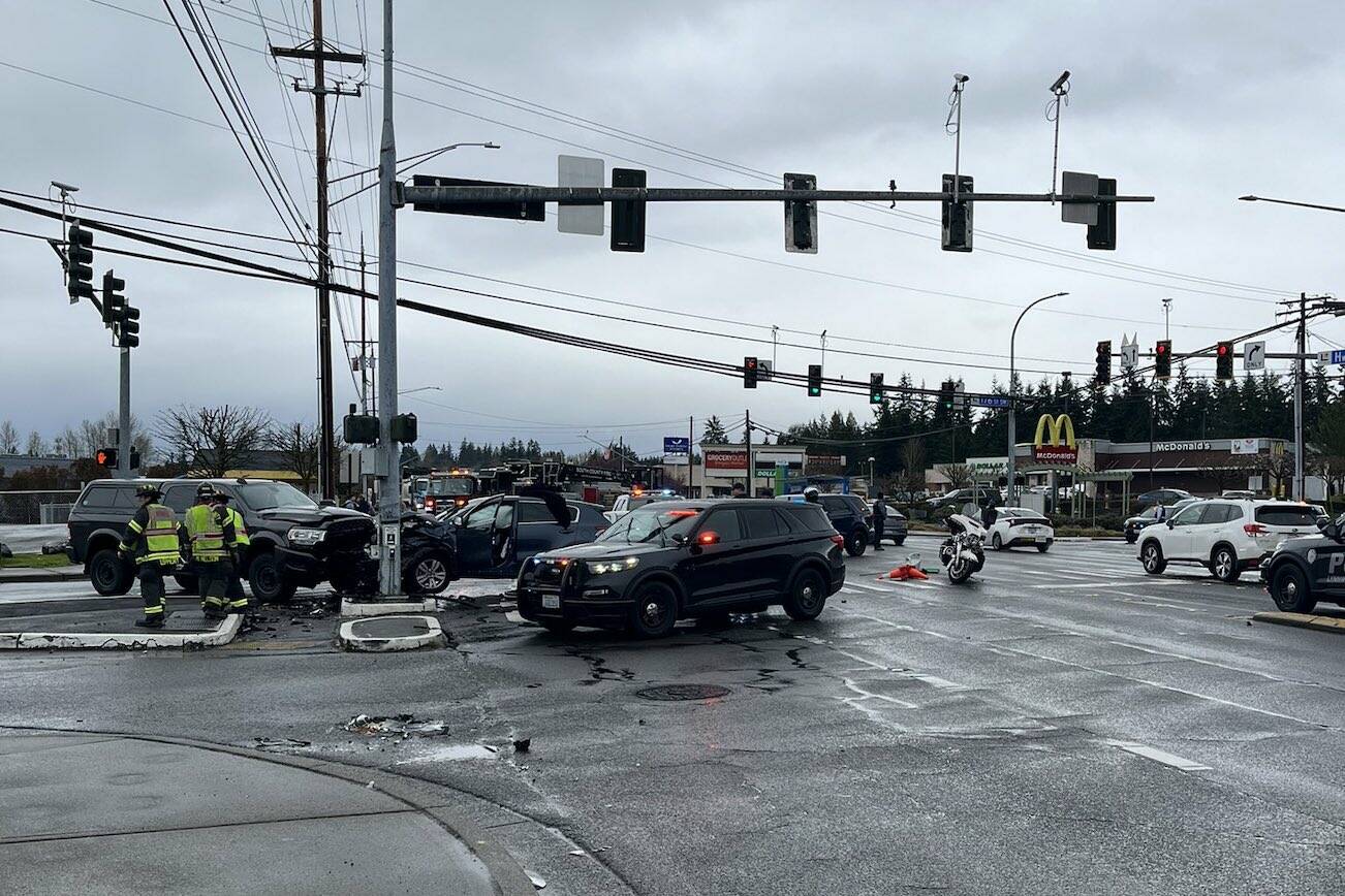 Lynnwood police respond to a collision on highway 99 at 176 street SW. (Photo provided by Lynnwood Police)