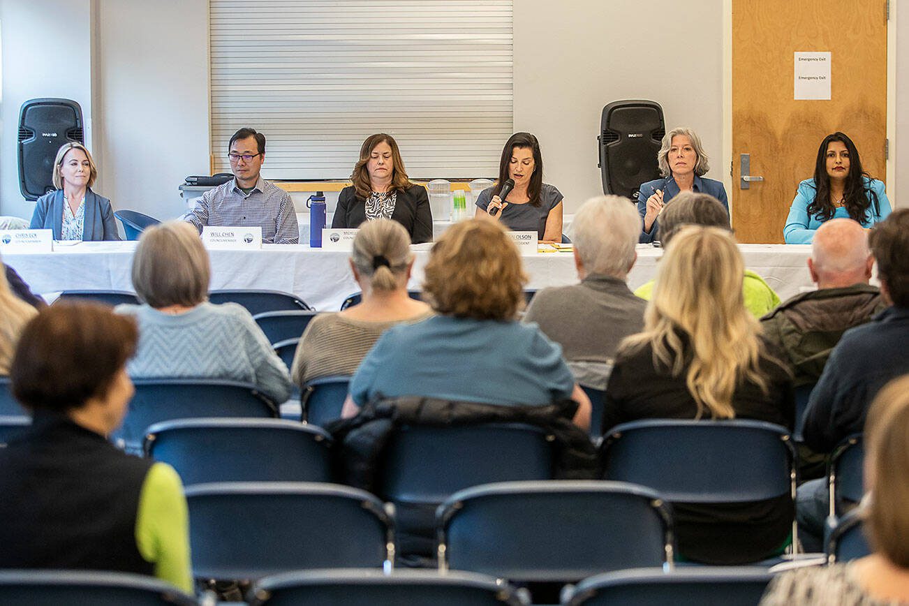 Edmonds City Council members answer questions during an Edmonds City Council Town Hall on Thursday, April 18, 2024 in Edmonds, Washington. (Olivia Vanni / The Herald)