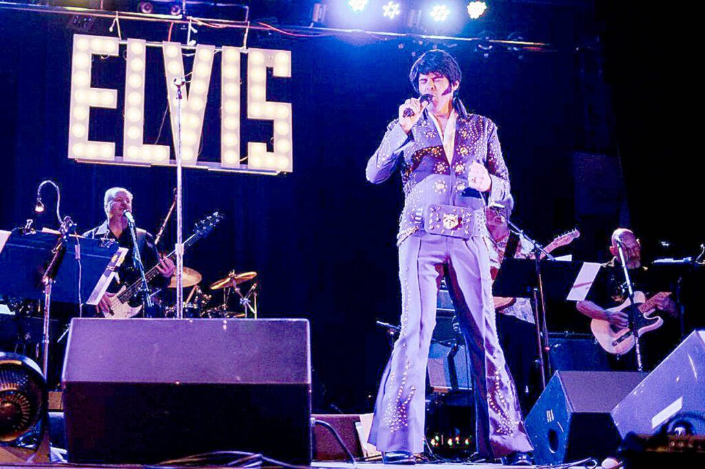 Robbie Dee portrays the King of Rock ‘n’ Roll in the Elvis tribute Kentucky Rain Band, performing Oct. 29 at the Historic Everett Theatre. (Kentucky Rain Band)
