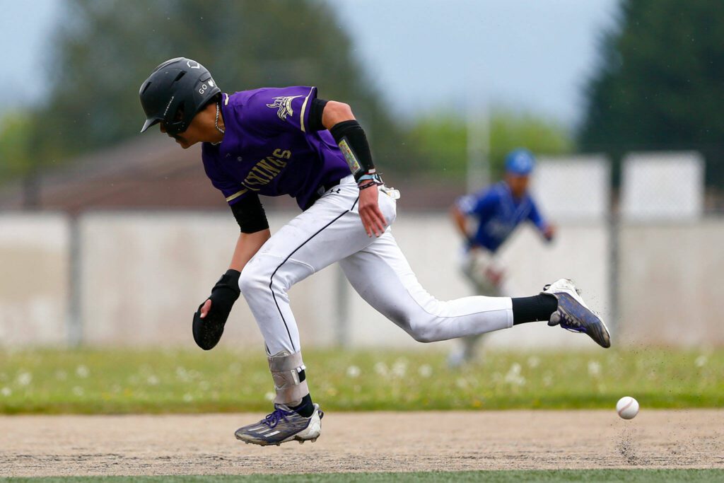 Lake Stevens’ Blake Moser runs the base path on a grounder during a playoff loss to Bothell on Saturday, May 4, 2024, in Lake Stevens, Washington. (Ryan Berry / The Herald)

