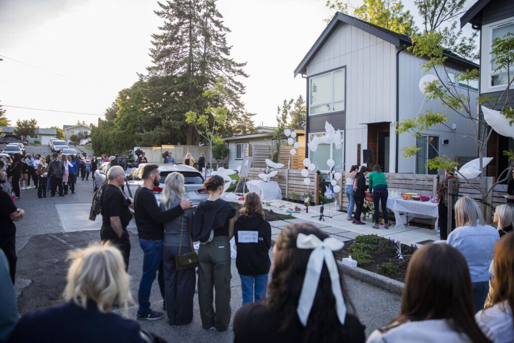 Hundreds gather outside of the home of Liliya Guyvoronsky for a vigil on Tuesday, May 14, 2024 in Seattle, Washington. (Olivia Vanni / The Herald)
