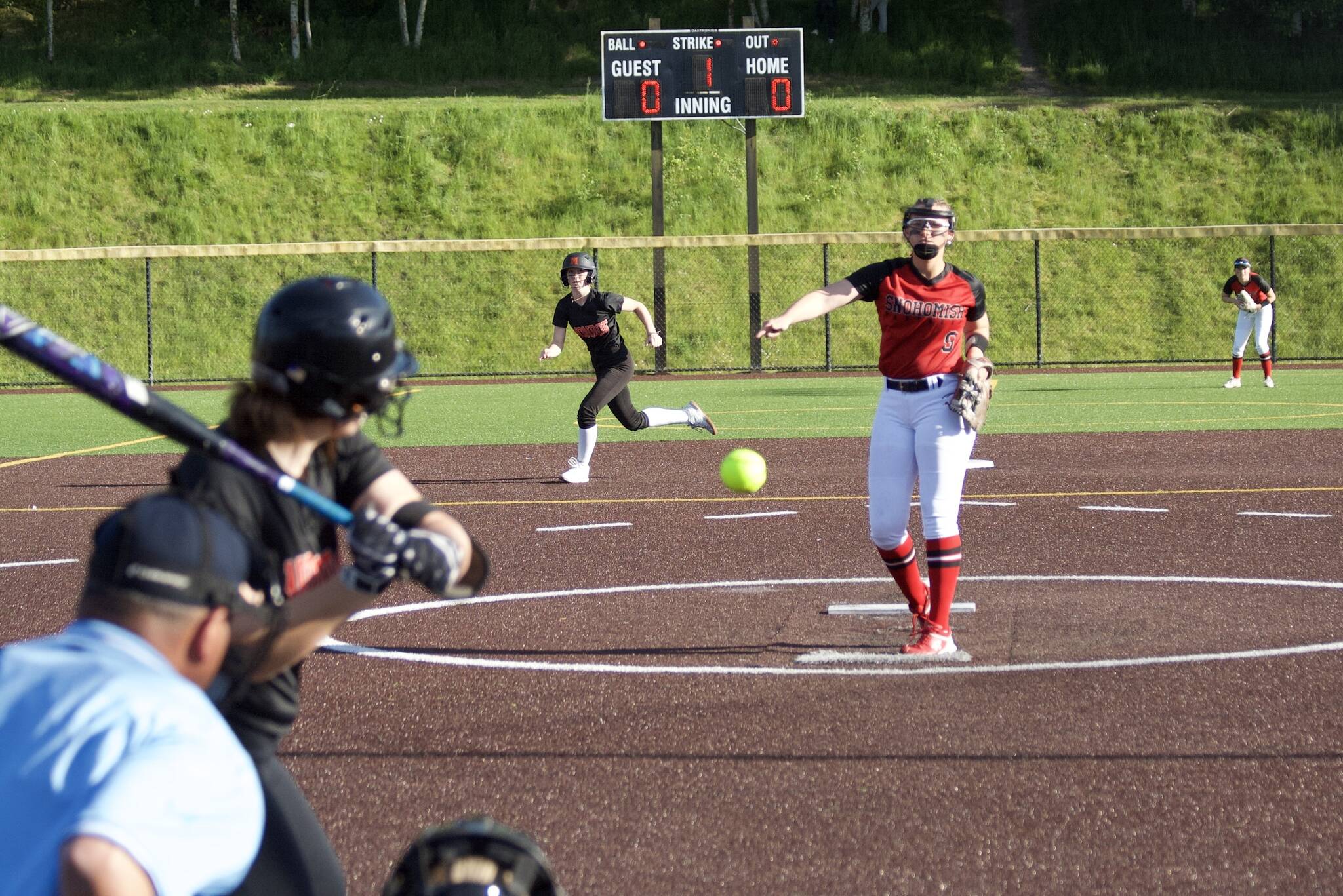 Snohomish sophomore Abby Edwards pitches during a Class 3A District 1 semifinal game against Monroe on Tuesday at Phil Johnson Ballfields in Everett. Edwards pitched seven innings with 10 strikeouts as the top-seeded Panthers won 5-4. (Taras McCurdie / The Herald)