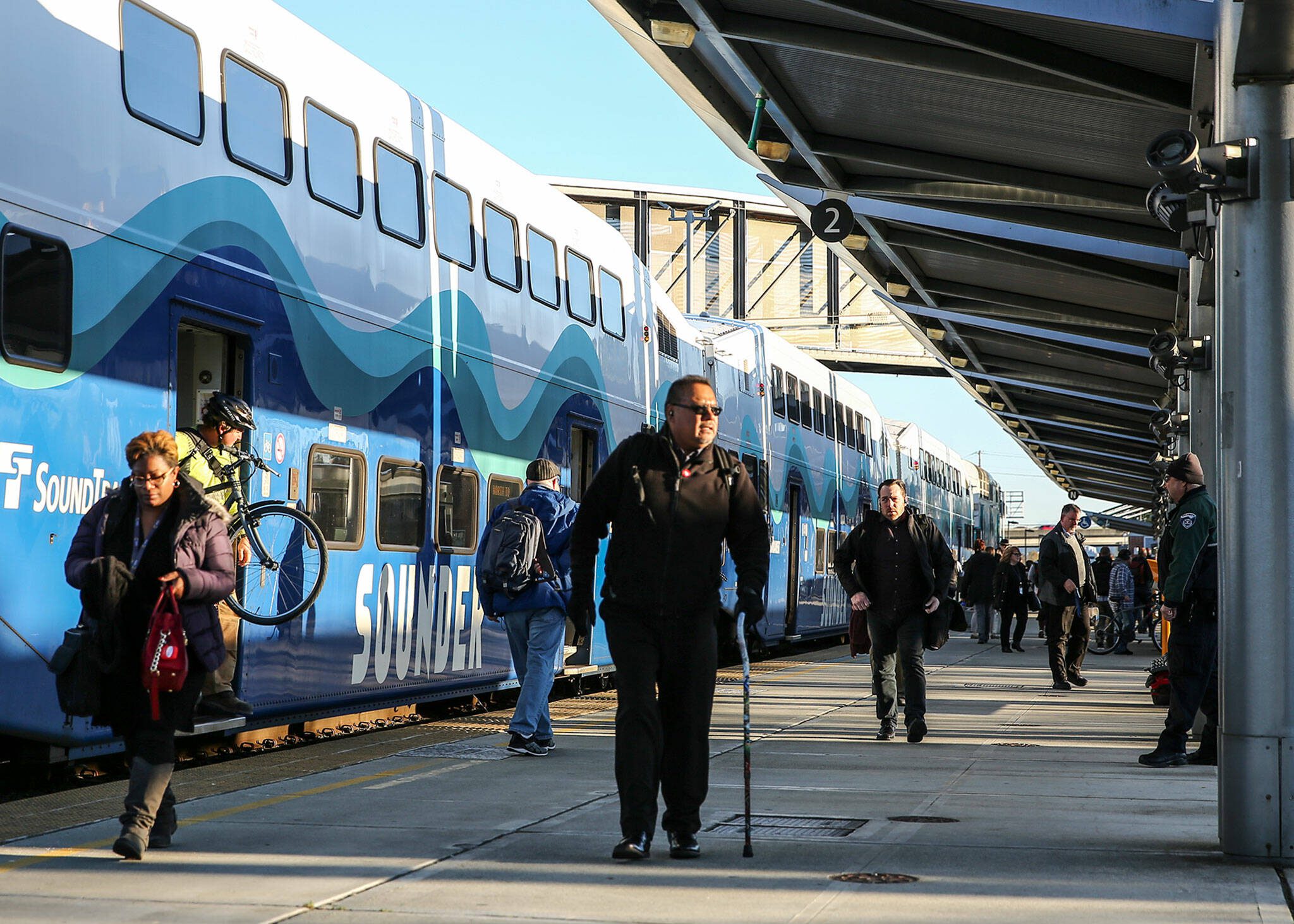 The Sounder commuter train at Everett Station Wednesday evening on October 9, 2019. (Kevin Clark / The Herald)