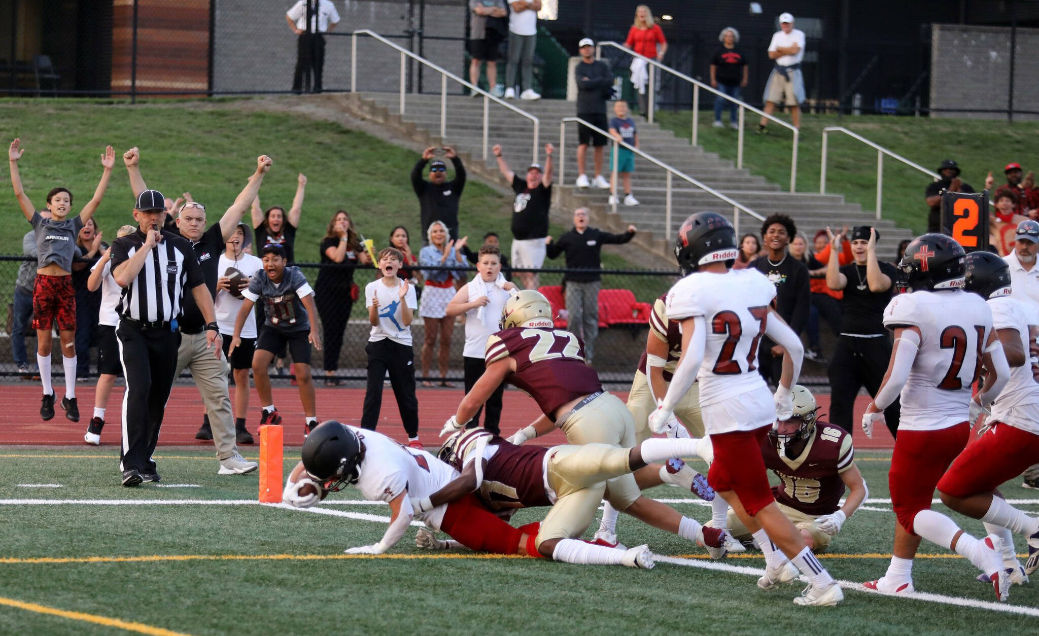 Archbishop Murphy junior running back Marcus Gaffney dives into the endzone for one of his four touchdowns during the Archbishop Murphy-Lakewood football game at Lakewood High School on Sept. 6, 2024. The Wildcats won 48-24. (Taras McCurdie / The Herald)