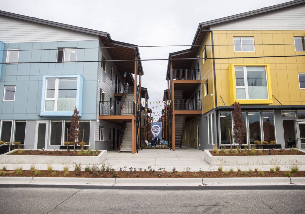 Outside of the new Madrona Highlands housing complex on Tuesday, Oct. 15, 2024 in Edmonds, Washington. (Olivia Vanni / The Herald)
