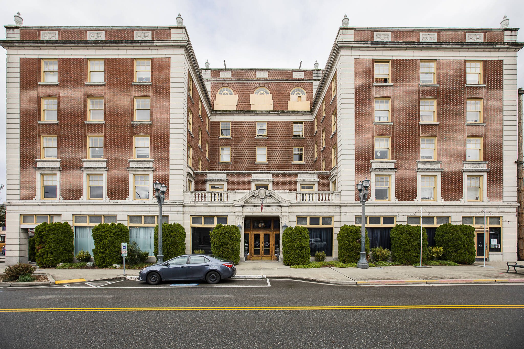 The Monte Cristo Hotel and Monte Cristo Apartments building on Thursday, Oct. 17, 2024 in Everett, Washington. (Olivia Vanni / The Herald)