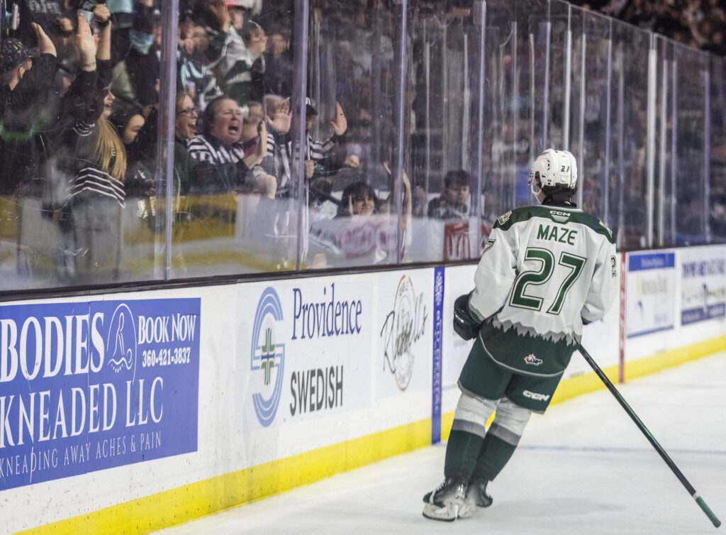 Silvertips’ Julien Maze celebrates with fans after scoring during the game against the Edmonton Oil Kings on Friday, Oct. 25, 2024 in Everett, Washington. (Olivia Vanni / The Herald)
