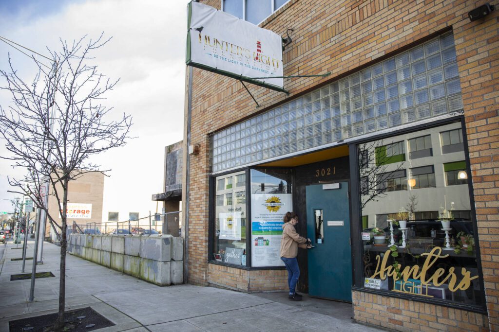 Jasmine Donahue walks inside Hope ’N Wellness on Thursday, Jan. 9, 2025 in Everett, Washington. (Olivia Vanni / The Herald)
