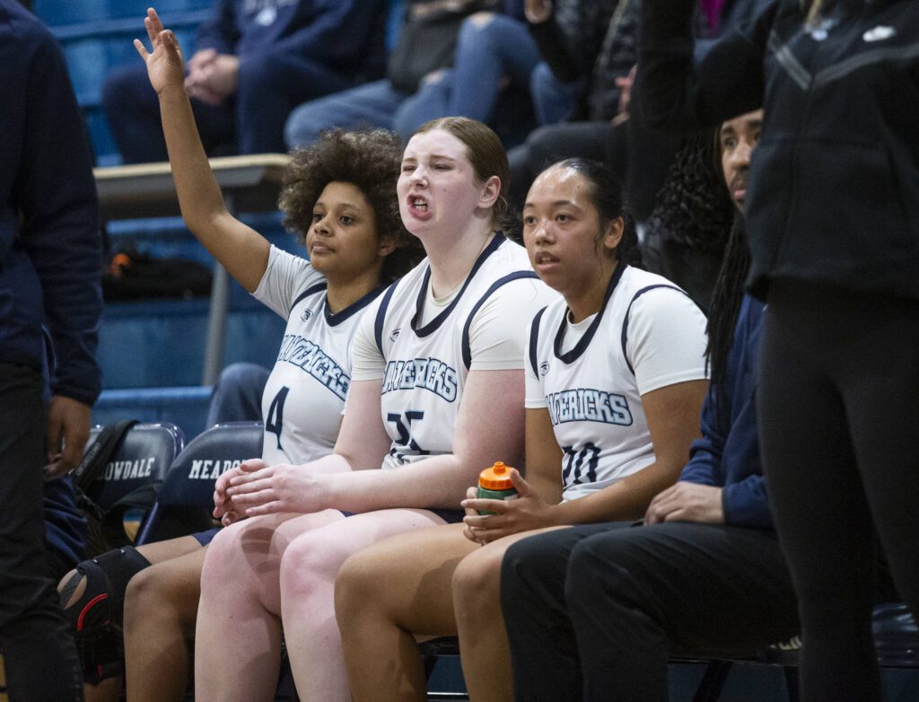Meadowdale players react to a missed shot during the game against Archbishop Murphy on Friday, Jan. 3, 2025 in Lynnwood, Washington. (Olivia Vanni / The Herald)
