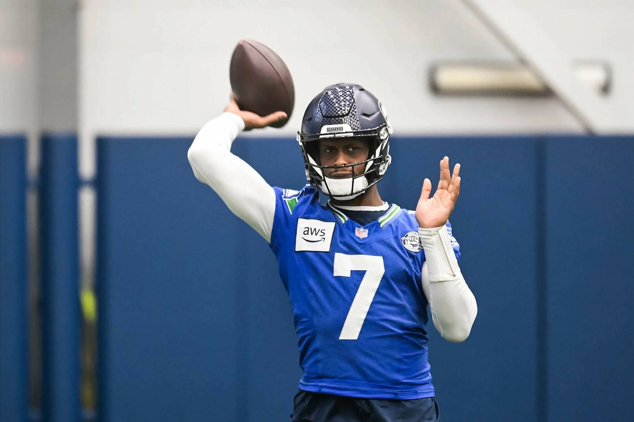 Seahawks quarterback Geno Smith practices at the Virginia Mason Athletic Center in Renton on Thursday, Jan. 2, 2025. (Photo courtesy of Rod Mar / Seattle Seahawks)