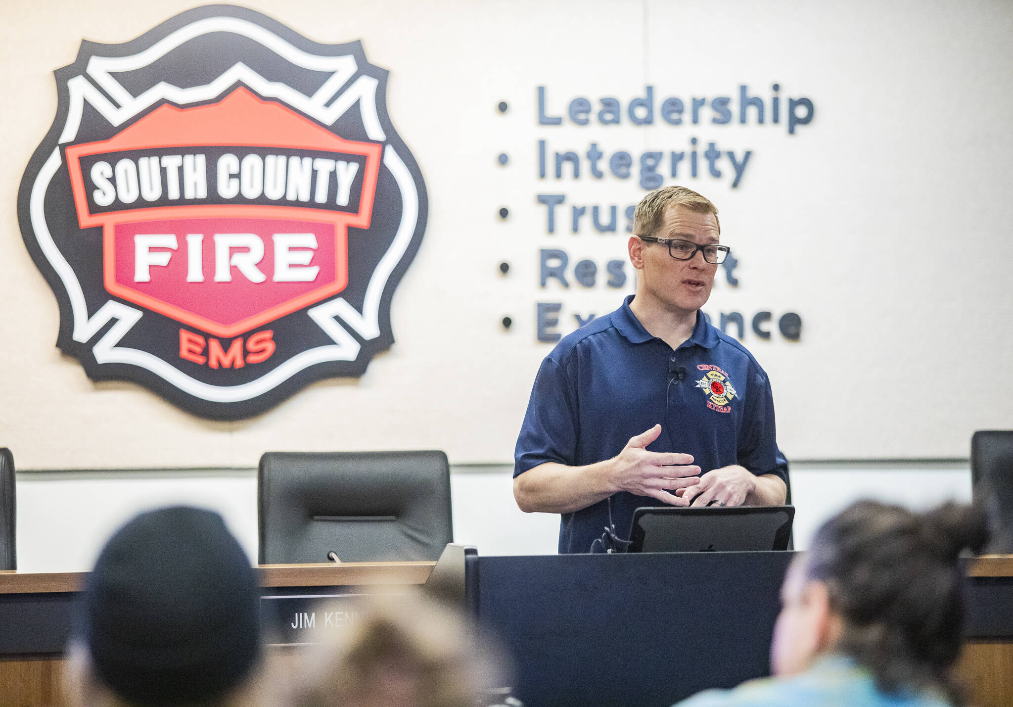 Alex McCracken, a paramedic with Kitsap Fire & Rescue, speaks about “clearing your filter” for behavioral health calls during South County Fire’s behavioral health training on Friday, Jan. 17, 2025 in Everett, Washington. (Olivia Vanni / The Herald)