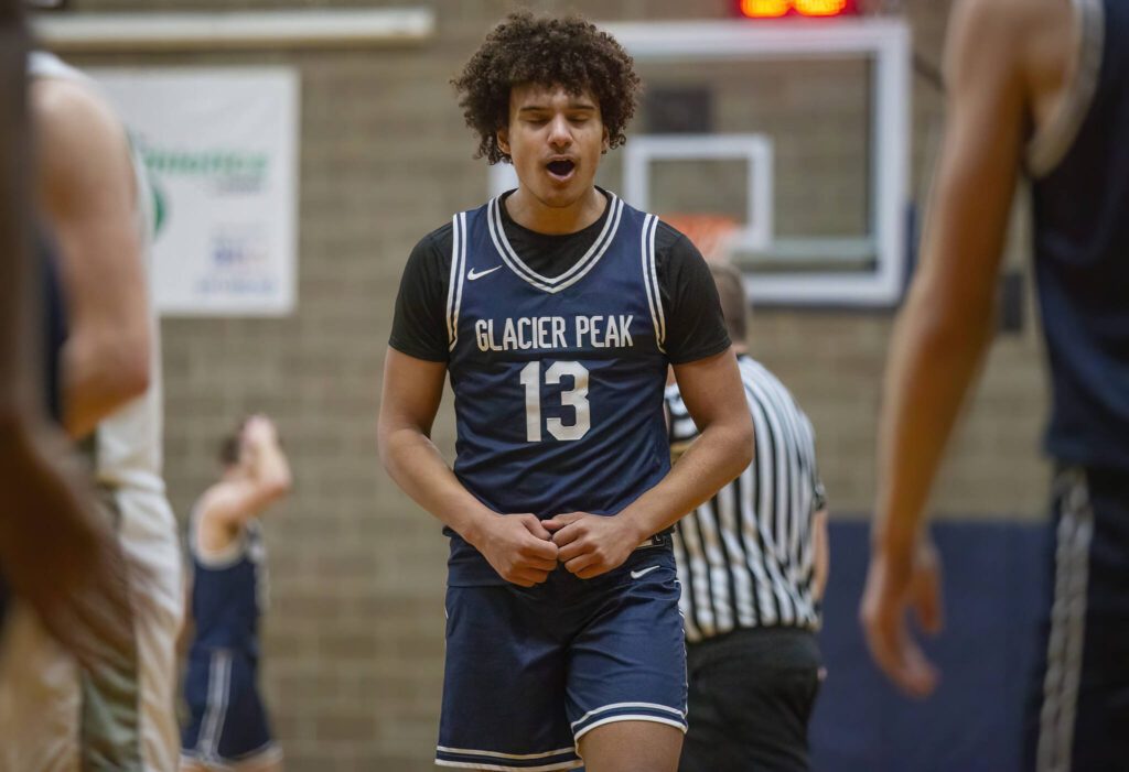 Glacier Peak’s Jayce Nelson reacts to a foul call during the game against Arlington on Friday, Jan. 17, 2025 in Arlington, Washington. (Olivia Vanni / The Herald)
