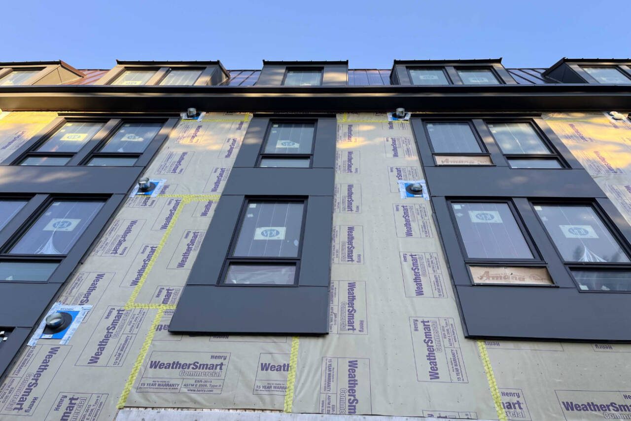 An apartment building under construction in Olympia in January 2025. (Bill Lucia / Washington State Standard)
