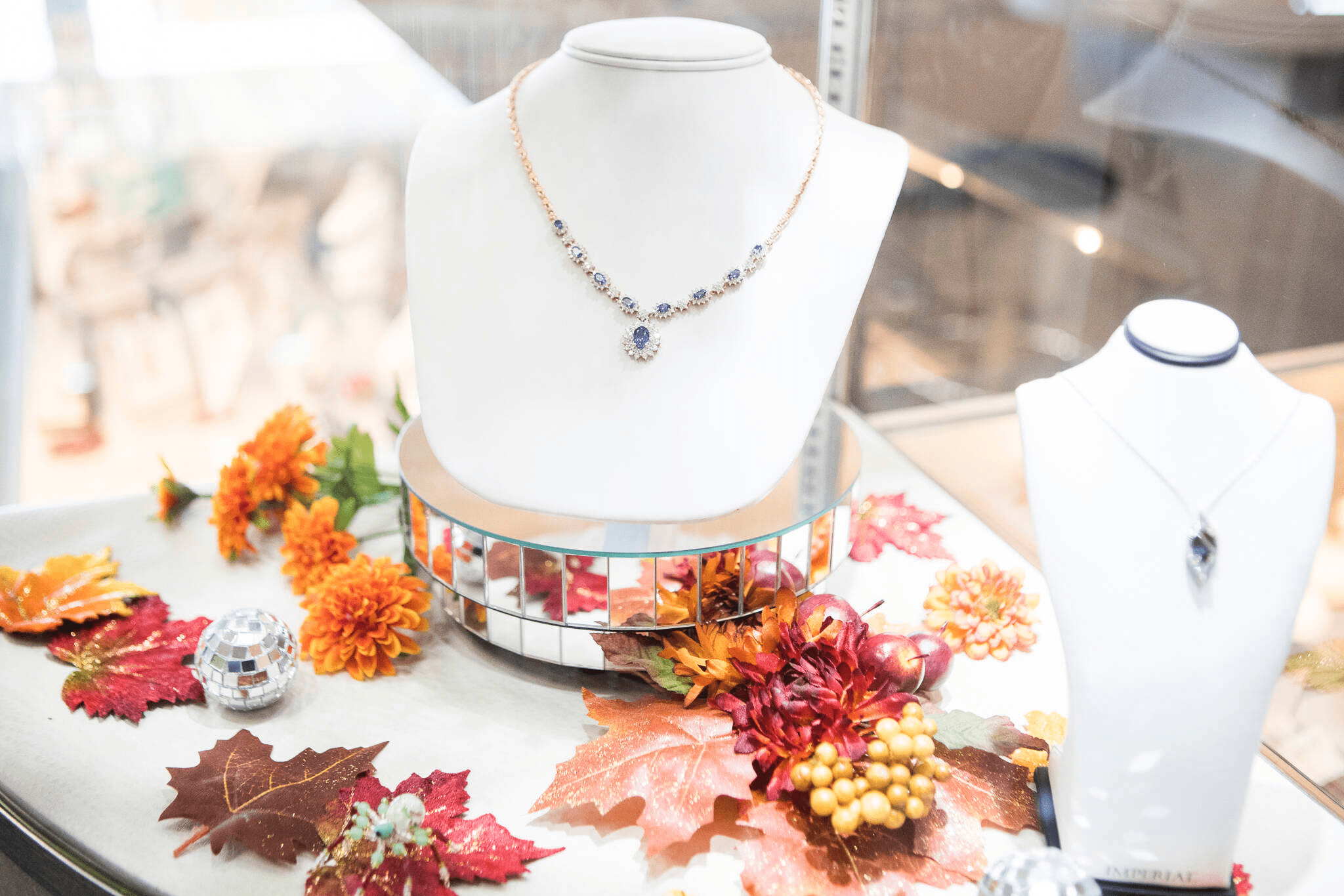 An autumn-themed display at Wagner Jewelers in Marysville. (Olivia Vanni / The Herald)