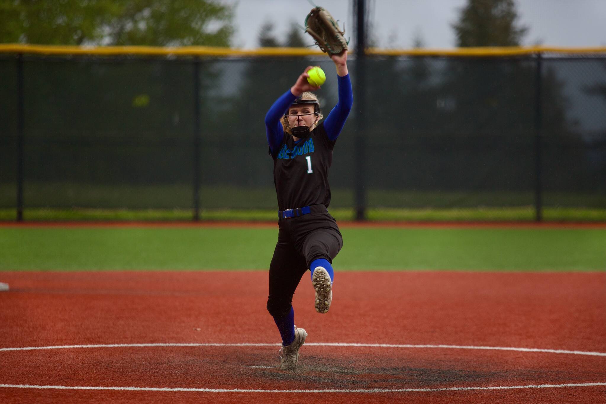 Shorewood junior Ellie Van Horn winds up to deliver a pitch in the Stormrays' 12-0 win against Shorecrest in Shoreline, Washington on April 28, 2025. (Joe Pohoryles / The Herald)