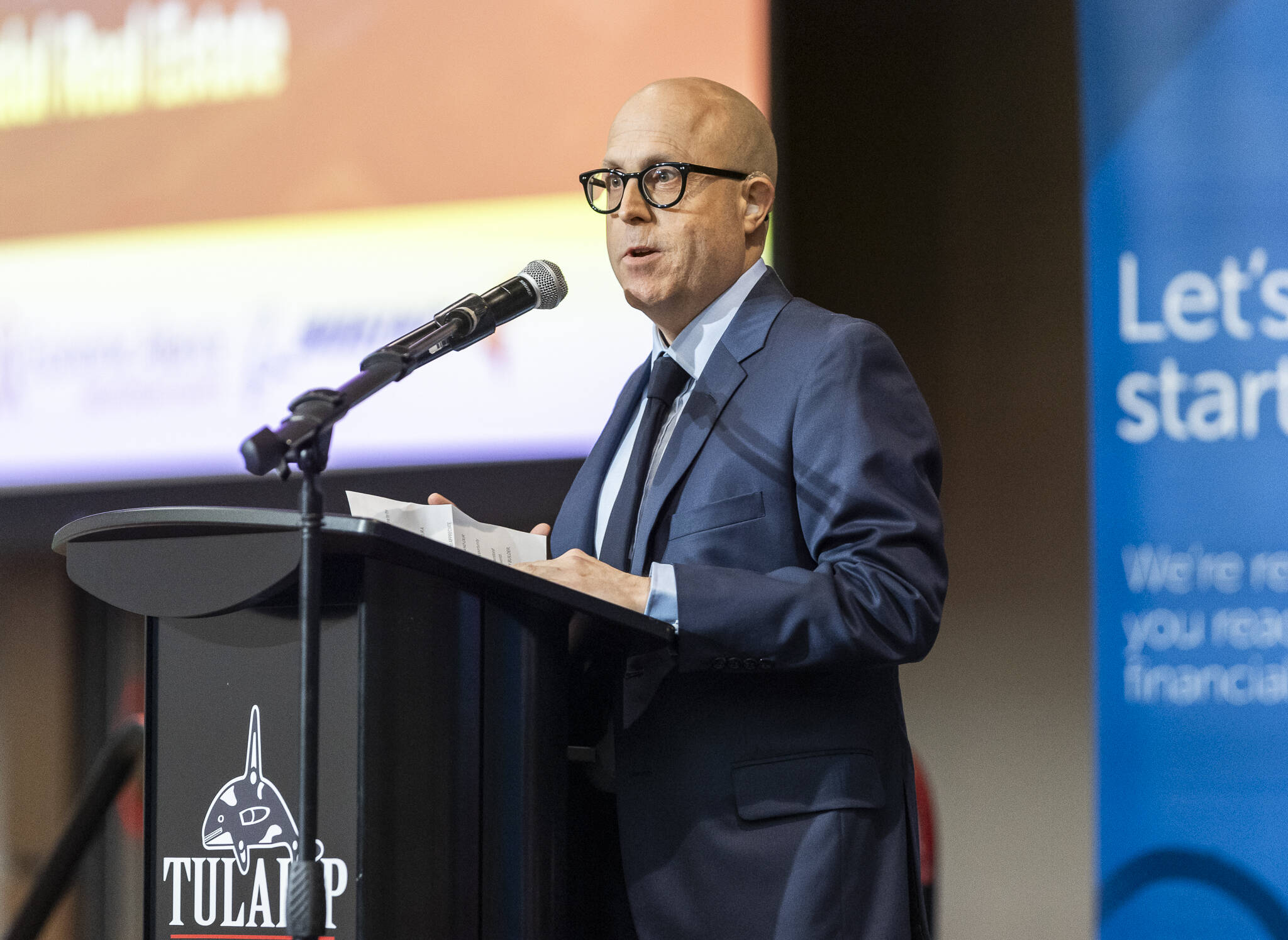 Craig Skotdal makes a speech after winning the John M. Fluke Sr. Award on Tuesday, April 22, 2025 in Tulalip, Washington. (Olivia Vanni / The Herald)