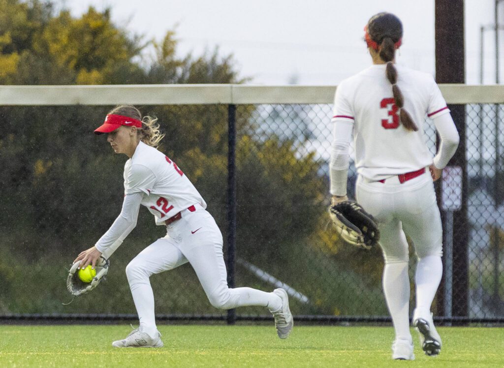 Stanwood’s Olivia Dahl makes a catch in the outfield during the 3A District 1 championship game against Sedro-Woolley on Thursday, May 15, 2025 in Everett, Washington. (Olivia Vanni / The Herald)
