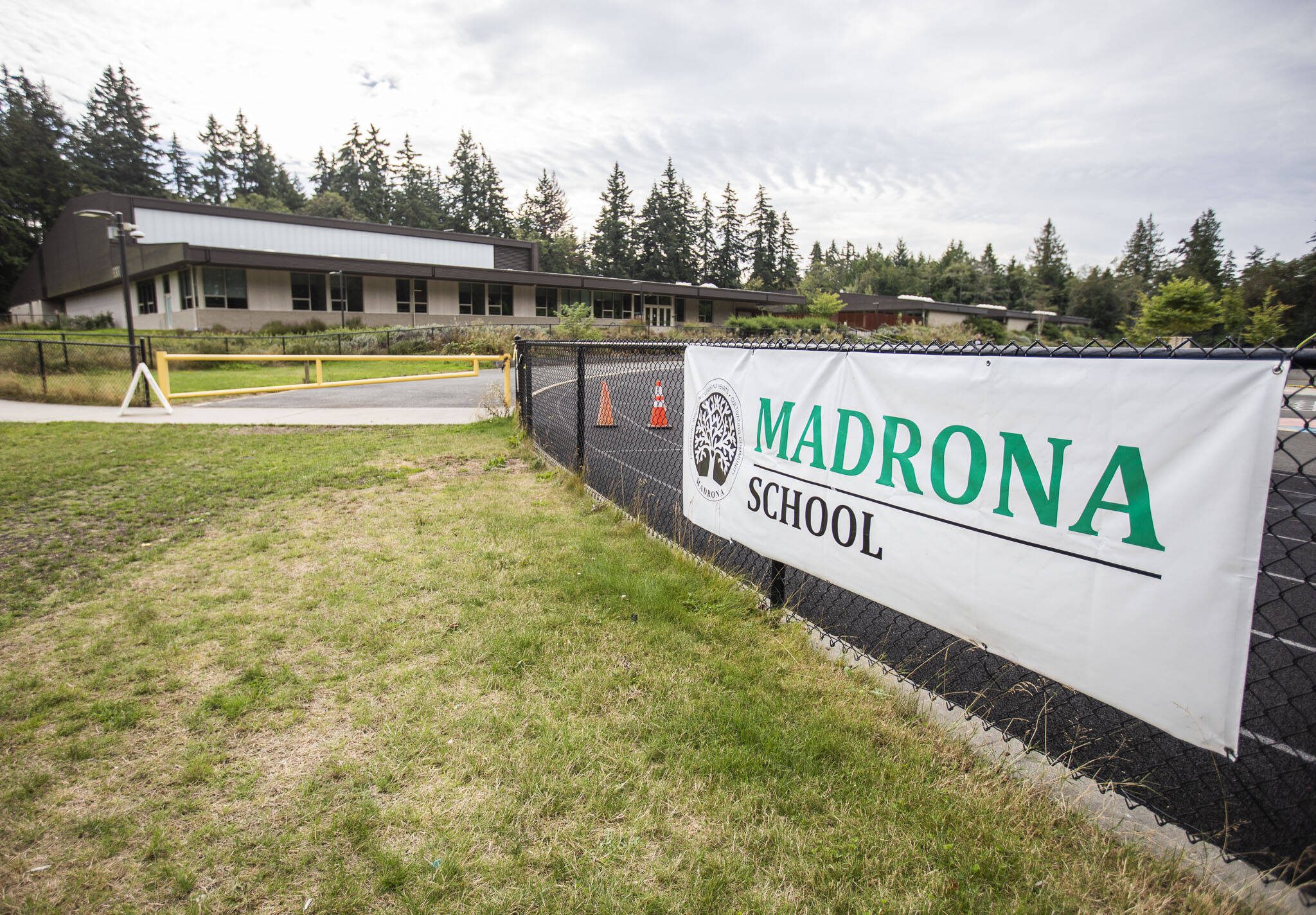 Outside of the Madrona School on Monday, Aug. 26, 2024 in Edmonds, Washington. (Olivia Vanni / The Herald)