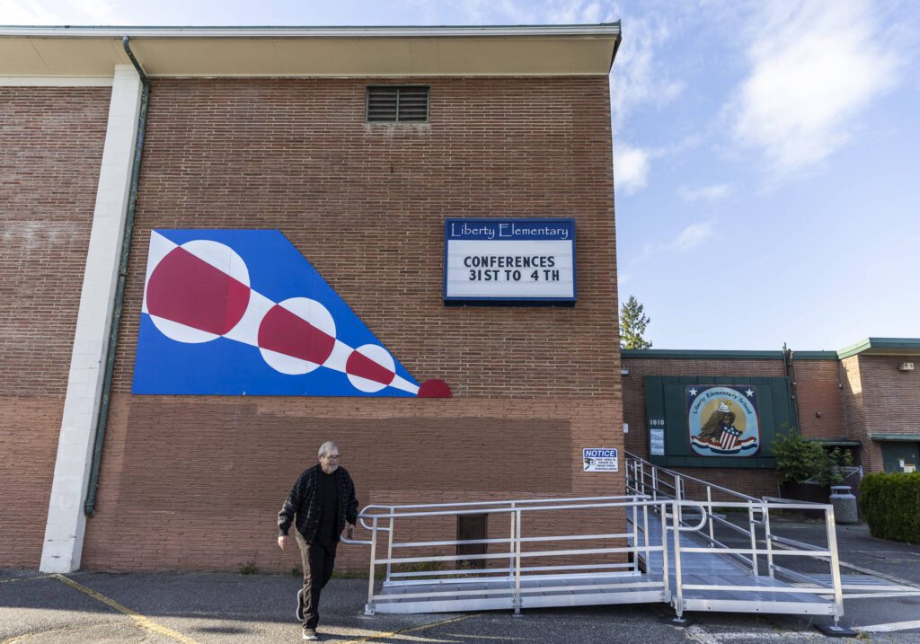 A person walks away from Liberty Elementary on Thursday, May 29, 2025 in Marysville, Washington. (Olivia Vanni / The Herald)

