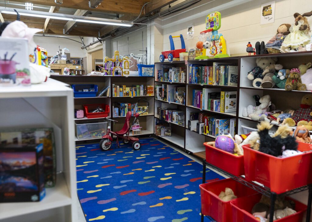 A children’s toy section at the Good Cheer Thrift Store. (Olivia Vanni / The Herald)

