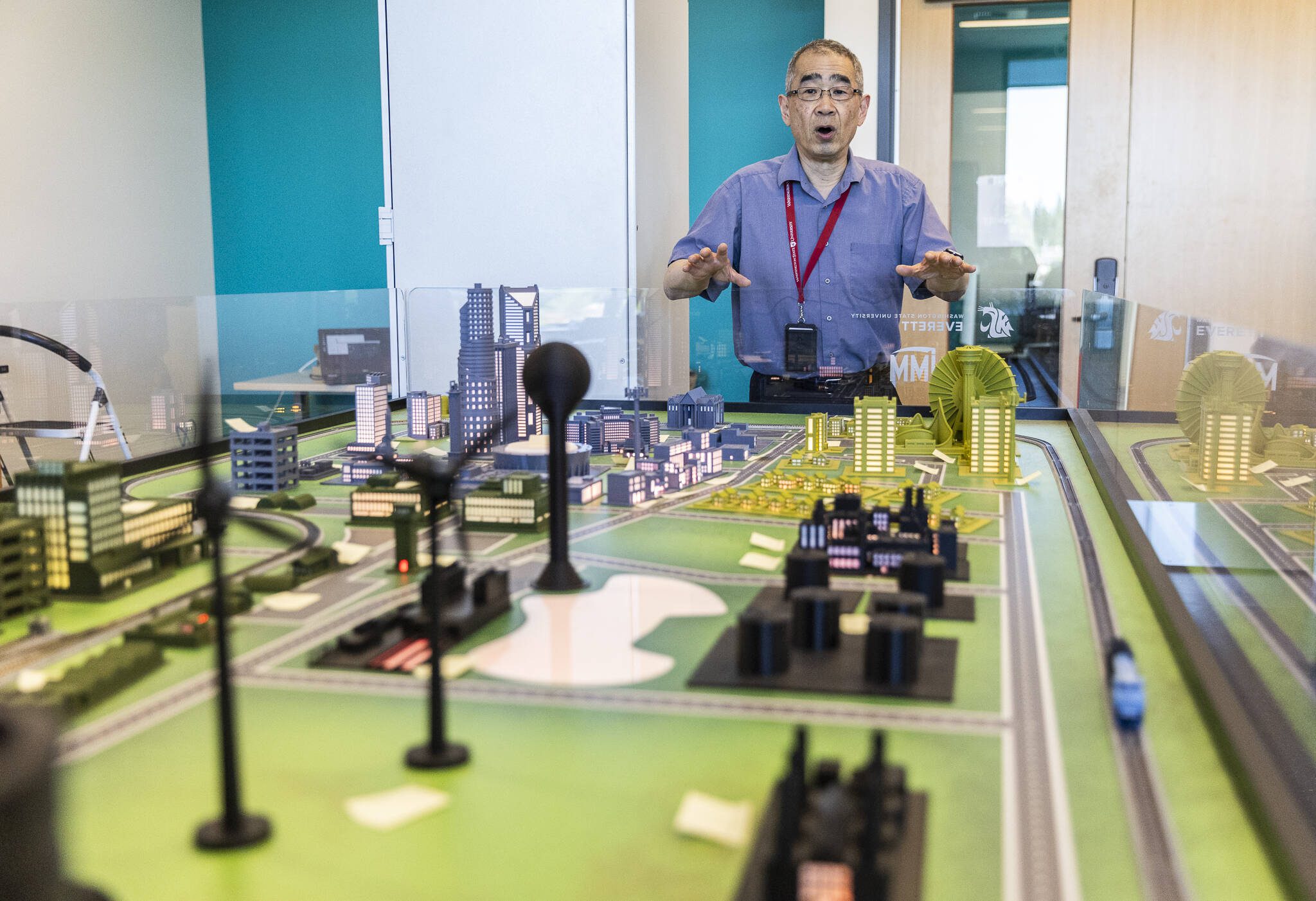 WSU Everett Cybersecurity Professor Shih-Lien (Linus) Lu talks about the different aspects of the cybersecurity board on Wednesday, May 28, 2025 in Everett, Washington. (Olivia Vanni / The Herald)