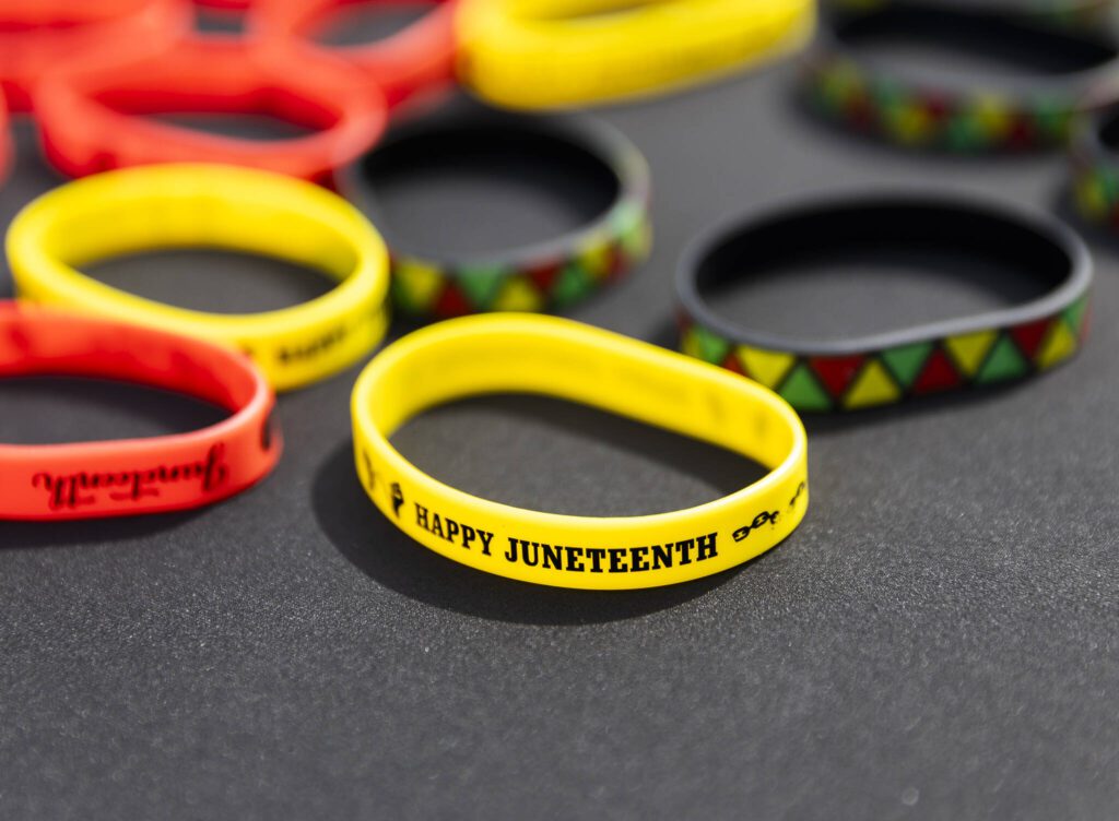 Juneteenth-themed bracelets during Lynnwood Juneteenth on Thursday, June 19, 2025 in Lynnwood, Washington. (Olivia Vanni / The Herald)
