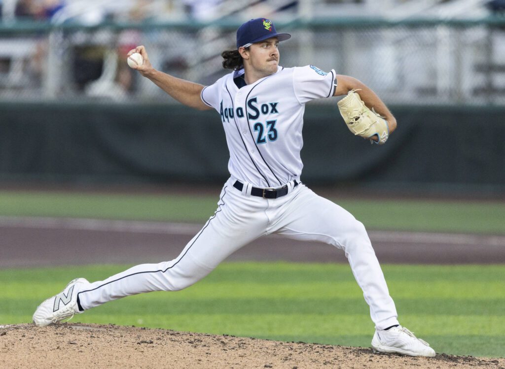 Everett AquaSox Ashton Izzi pitches during the game against the Spokane Indians on Tuesday, July 22, 2025 in Everett, Washington. (Olivia Vanni / The Herald)
