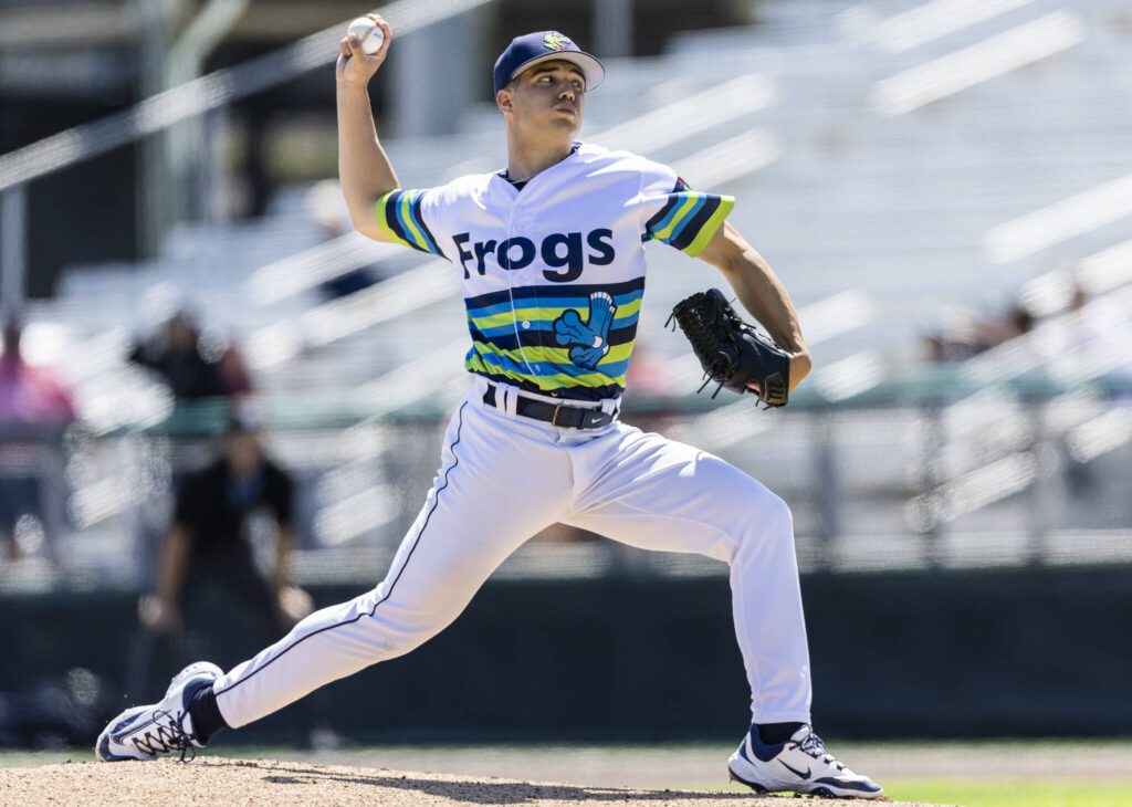 Everett AquaSox pitcher Evan Truitt pitches during the game against the Spokane Indians on Thursday, July 24, 2025 in Everett, Washington. (Olivia Vanni / The Herald)
