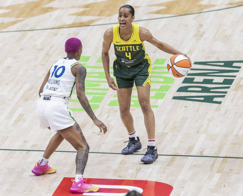 Seattle Storm&rsquo;s Skylar Diggins calls out a play during the game against the Minnesota Lynx on Tuesday, Aug. 5, 2025 in Seattle, Washington. (Olivia Vanni / The Herald)
