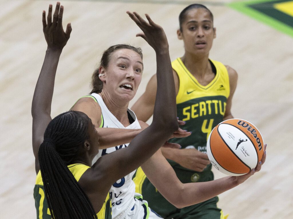 Minnesota Lynx&rsquo;s Alanna Smith drives to the basket during the game against the Seattle Storm on Tuesday, Aug. 5, 2025 in Seattle, Washington. (Olivia Vanni / The Herald)

