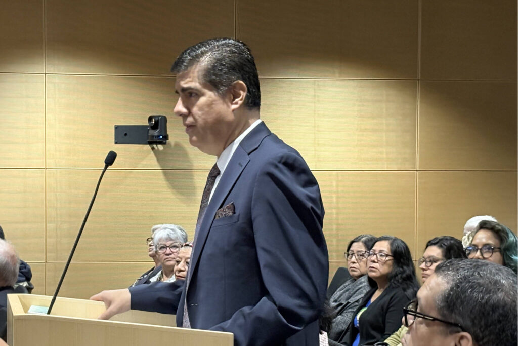 Deputy Consul of Mexico Gerardo Javier Guiza Vargas speaks in recognition of Hispanic Heritage Month during a Snohomish County Council general legislative session on Wednesday, Sept. 10, 2025, in Everett, Washington. (Taylor Scott Richmond / The Herald)
