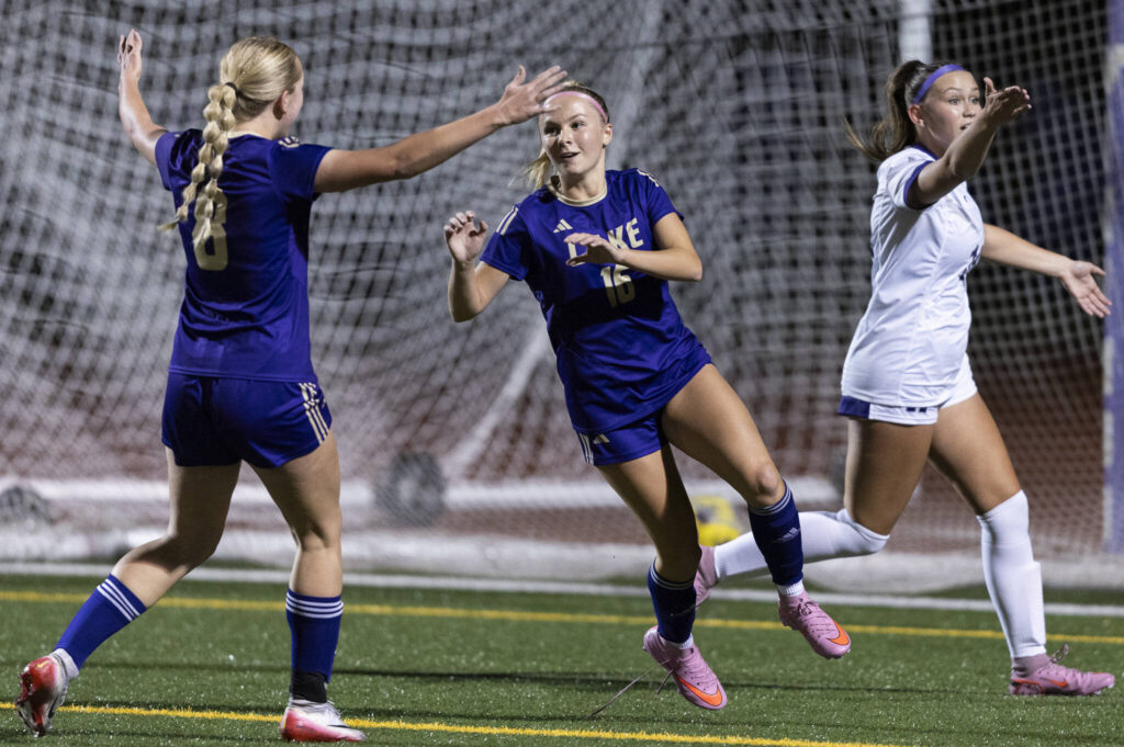 Lake Stevens’ Shelby Clifton celebrates scoring a goal during the game against Kamiak on Sept. 30, 2025 in Lake Stevens, Washington. (Olivia Vanni / The Herald)
