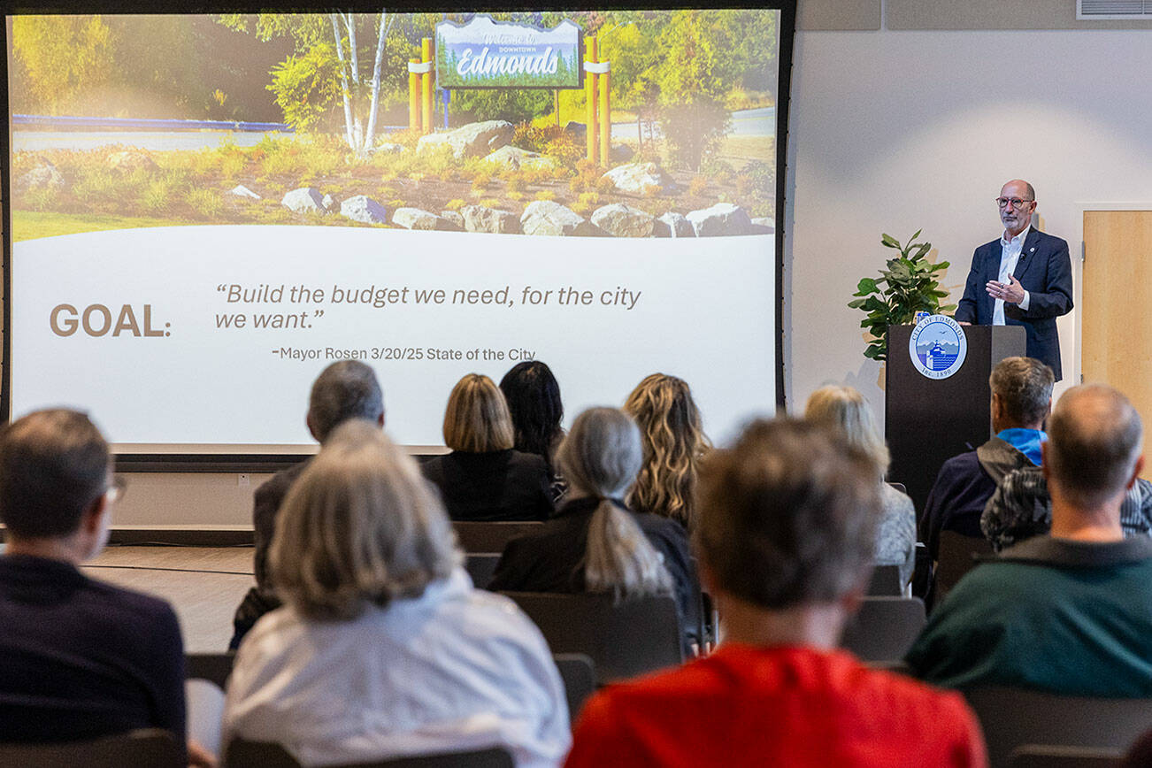 Edmonds Mayor Mike Rosen goes through an informational slideshow about the current budget situation in Edmonds during the 2026 Budget Address on Sept. 30, 2025 in Edmonds, Washington. (Olivia Vanni / The Herald)