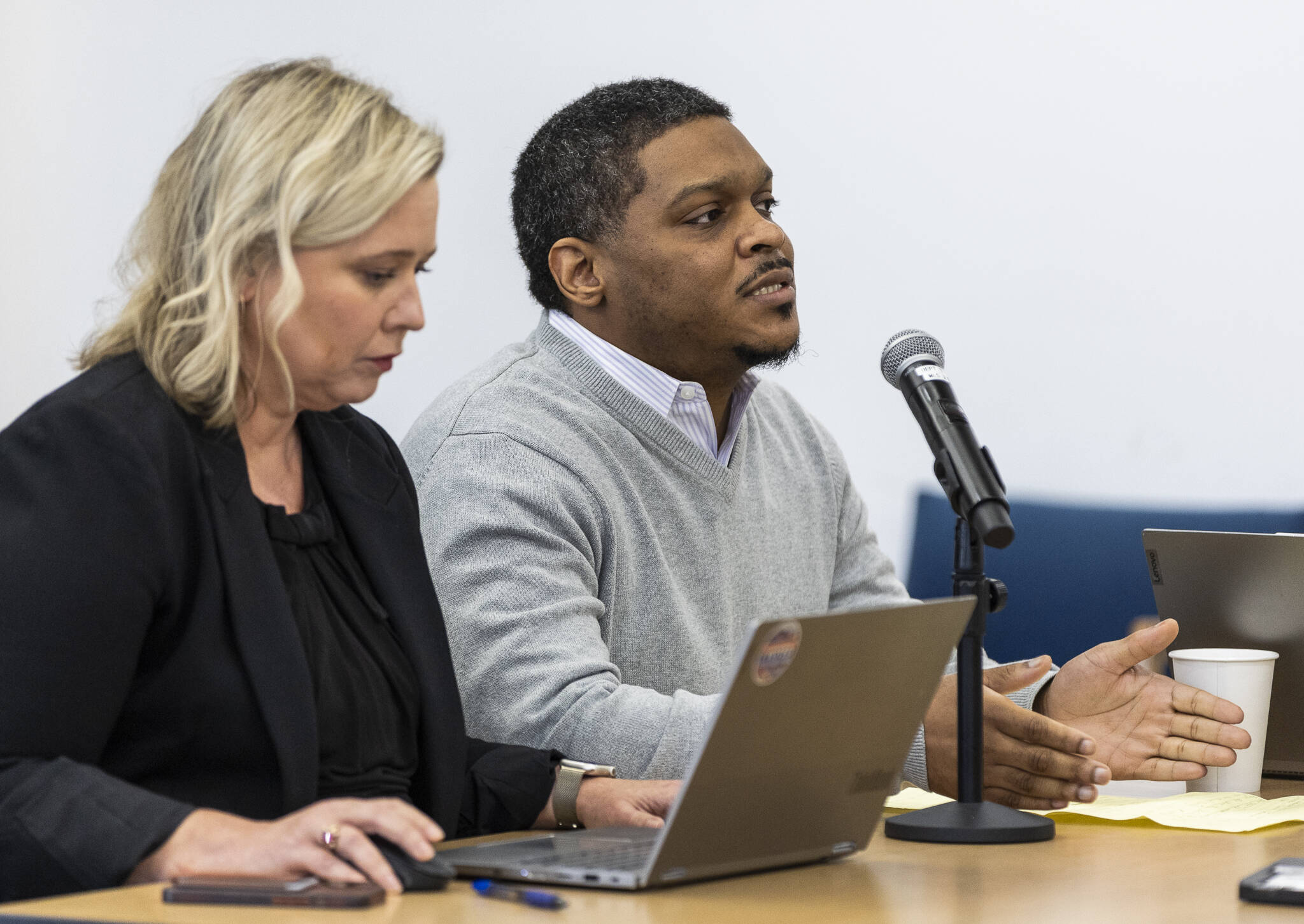 Jamel Alexander speaks during his sentencing hearing at the Snohomish County Courthouse on Oct. 6, 2025 in Everett, Washington. (Olivia Vanni / The Herald)