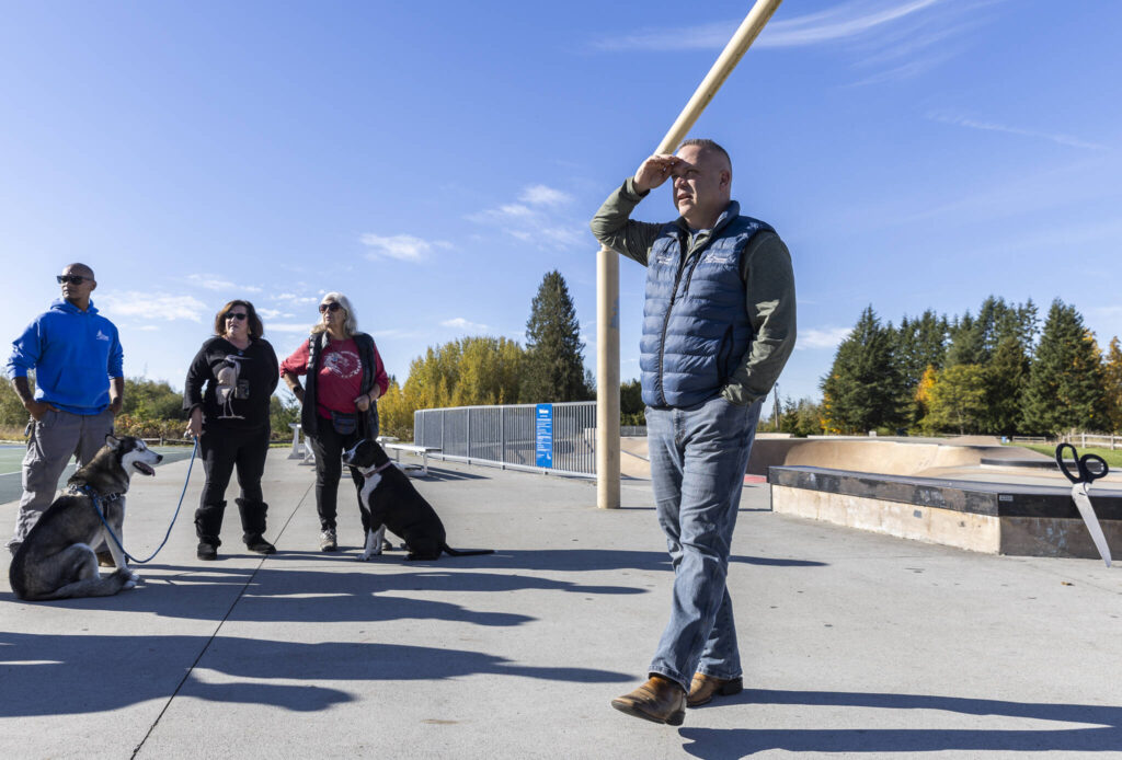 Lake Stevens Mayor Brett Gailey speaks during a ceremony for the transfer of Cavalero Hill Park on Oct. 21, 2025 in Lake Stevens, Washington. (Olivia Vanni / The Herald)
