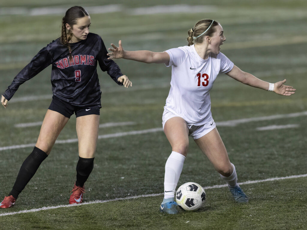 Stanwood’s Maggie Martin reacts to the referee during the game against Snohomish on Oct. 27, 2025 in Snohomish, Washington. (Olivia Vanni / The Herald)