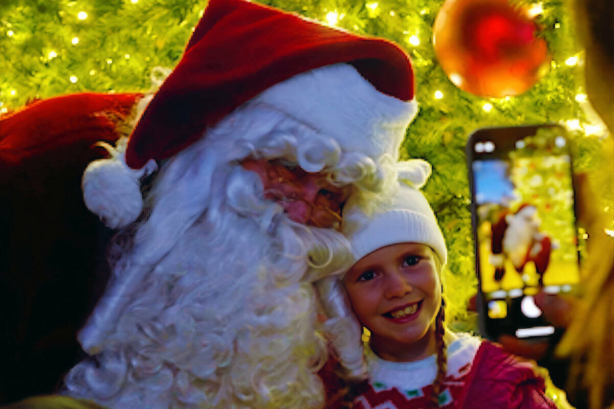 “This season is all about bringing our community together,” says Katie Waltemyer. Photo courtesy of Historic Downtown Snohomish Association.