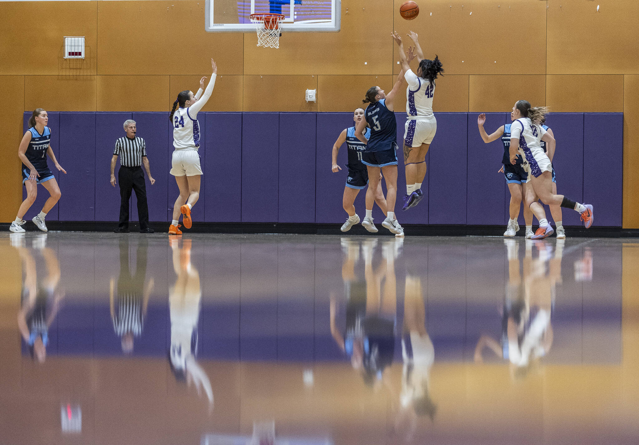 Lake Stevens’ Keira Isabelle Tupua takes a shot against Australian team Tenison Woods during a friendly game on Dec. 2, 2025 in Lake Stevens, Washington. (Olivia Vanni / The Herald)